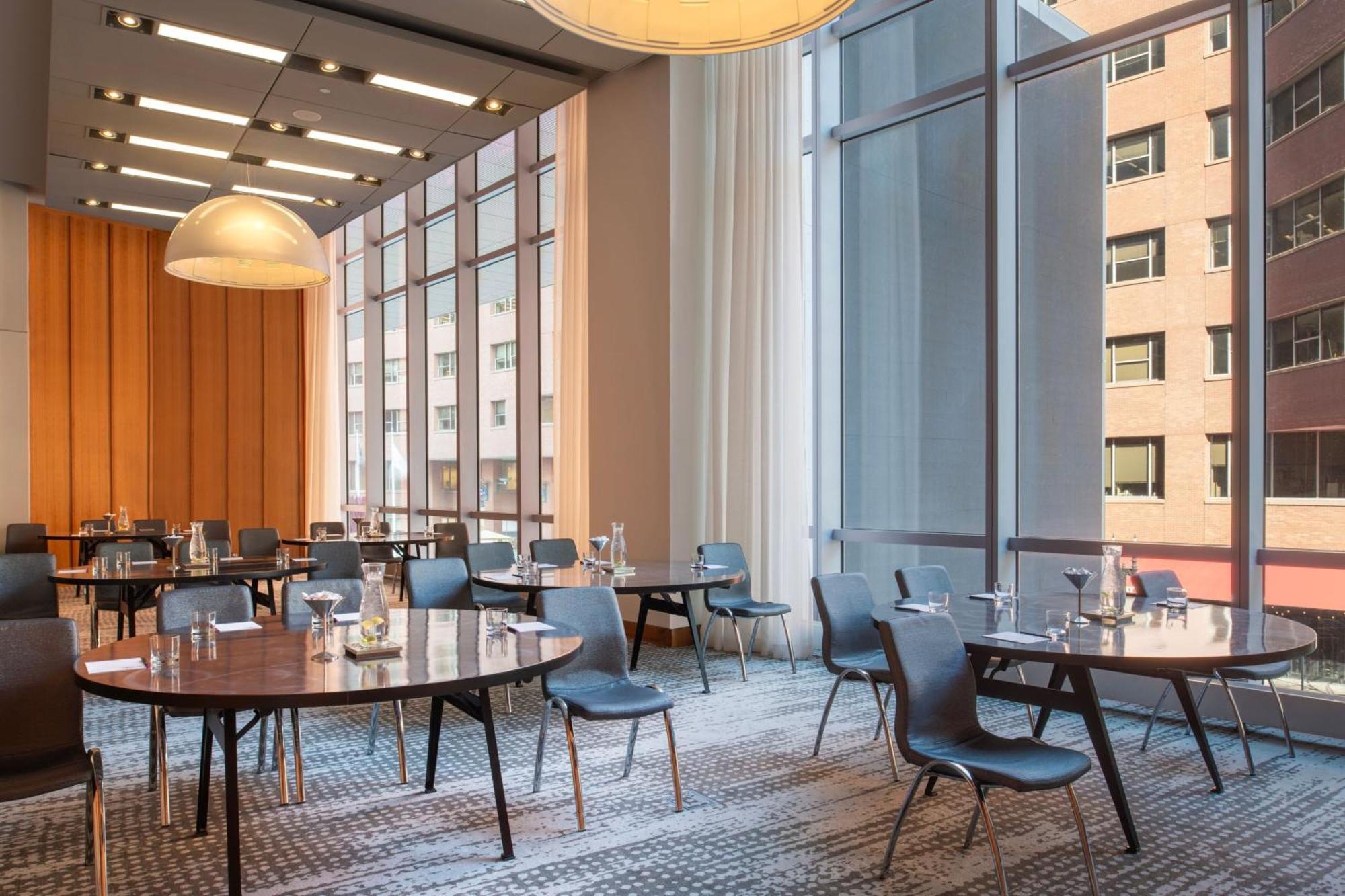 W Boston Hotel Екстериор снимка