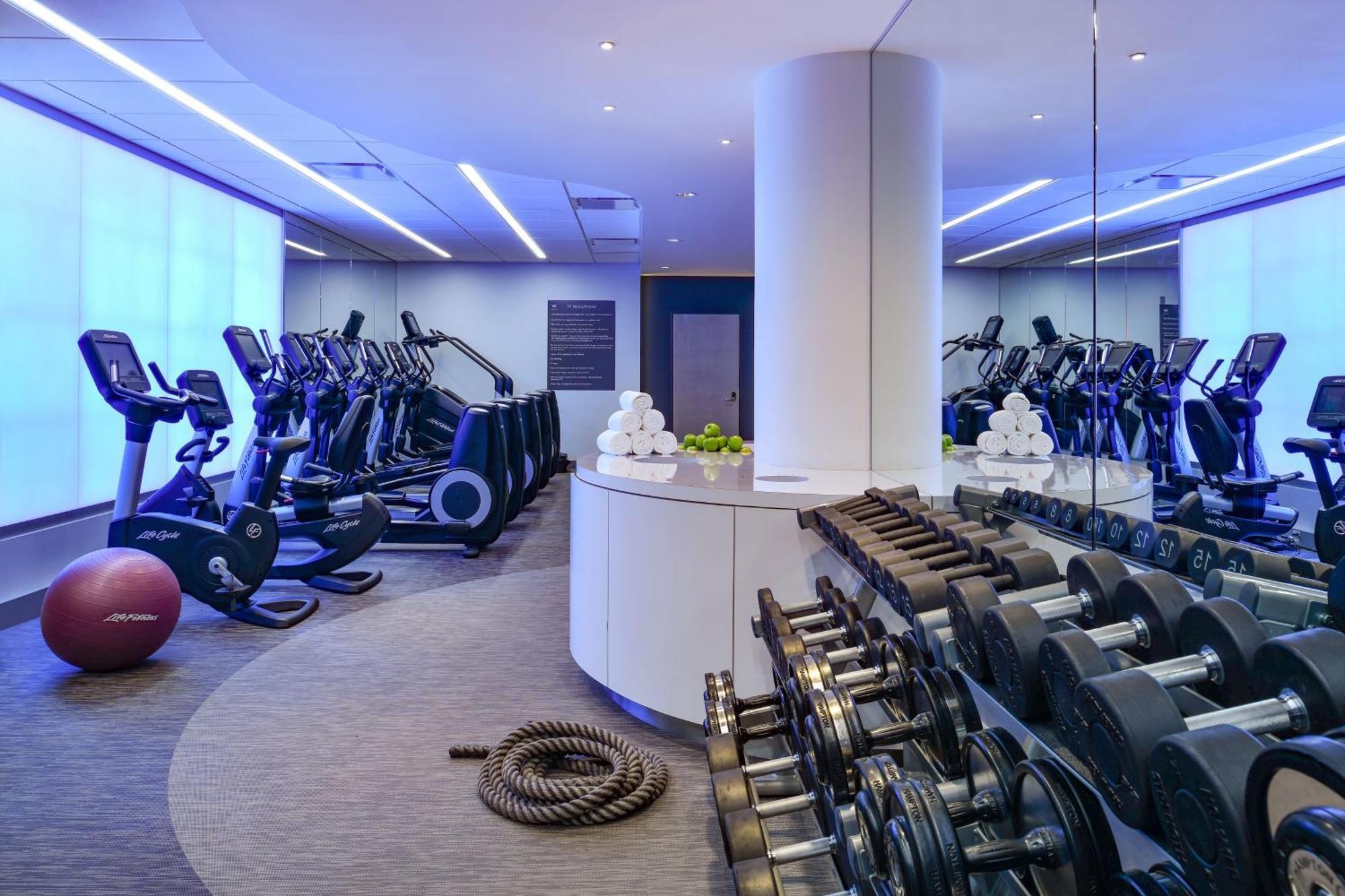 W Boston Hotel Екстериор снимка
