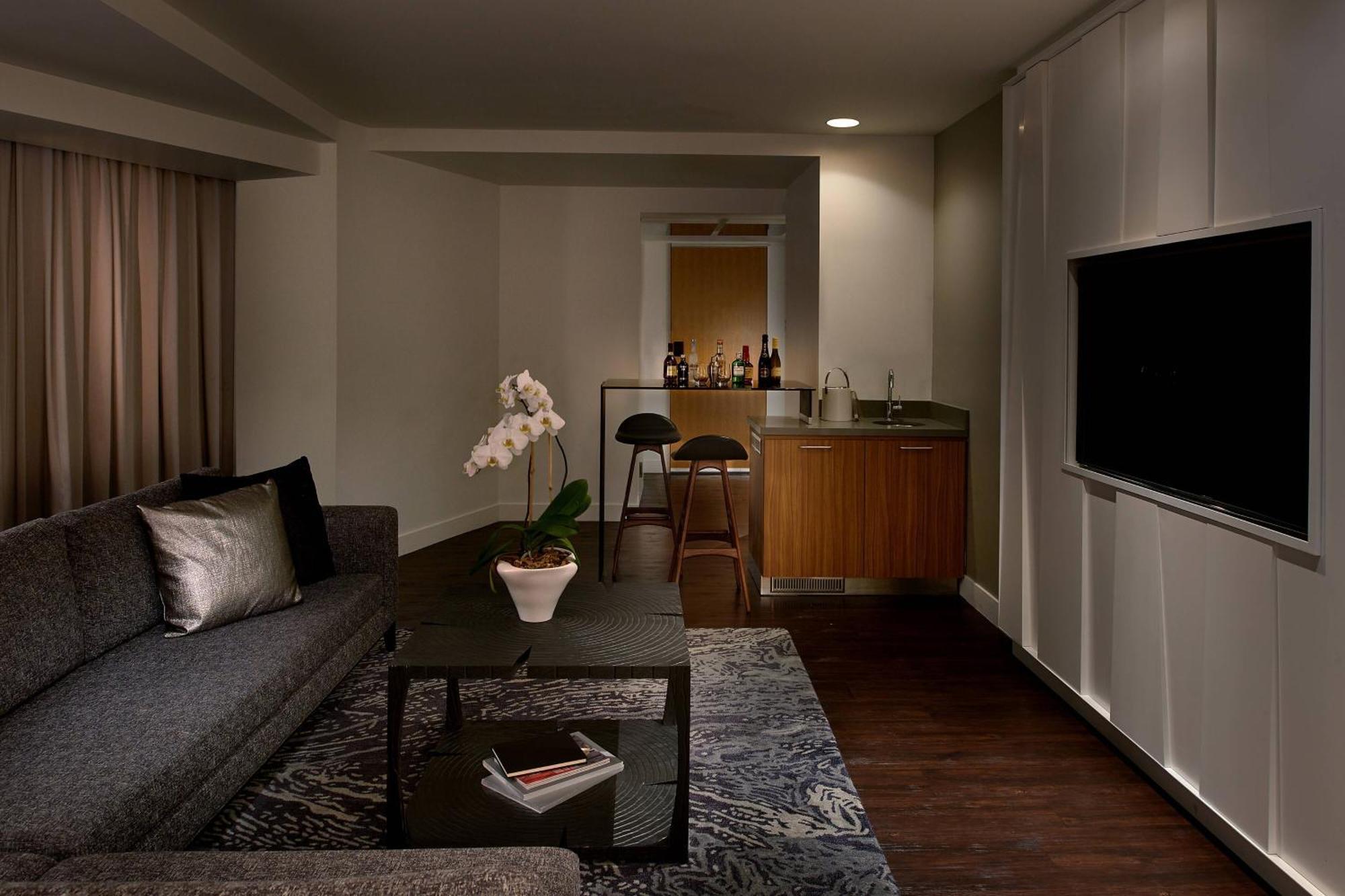 W Boston Hotel Екстериор снимка